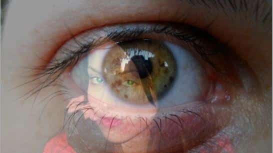 Comment avoir un regard envoûtant pour séduire une fille qui vous plaît