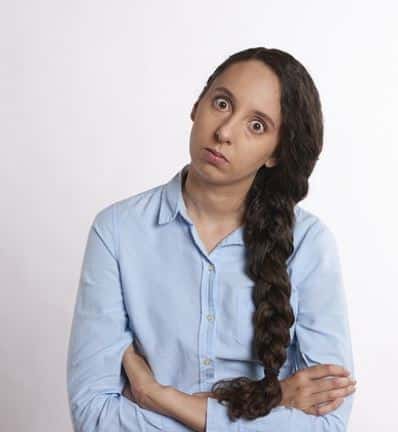 croisement des bras et communication non-verbale